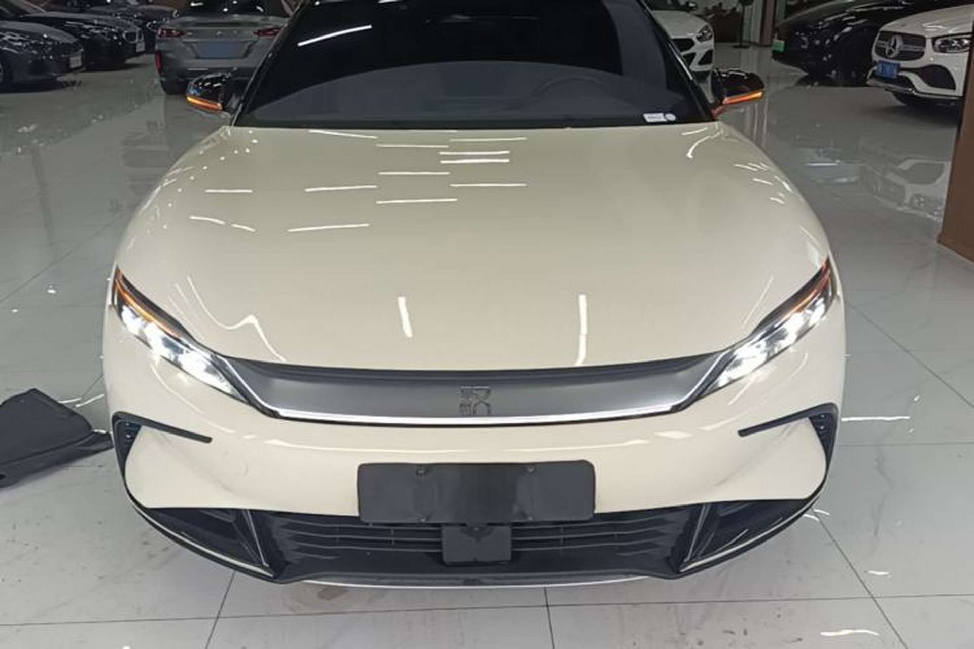 Used BYD Han 2023 EV Champion Edition 605KM Front-Drive Premium Model Front