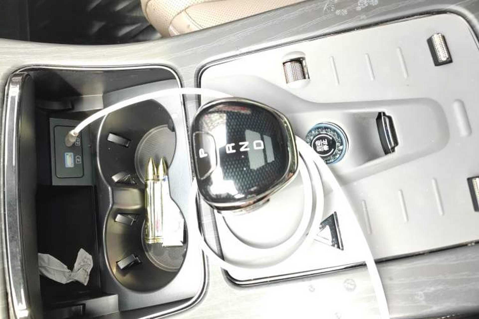 Used BYD Han 2023 EV Champion Edition 605KM Front-Drive Premium Model Gear Lever