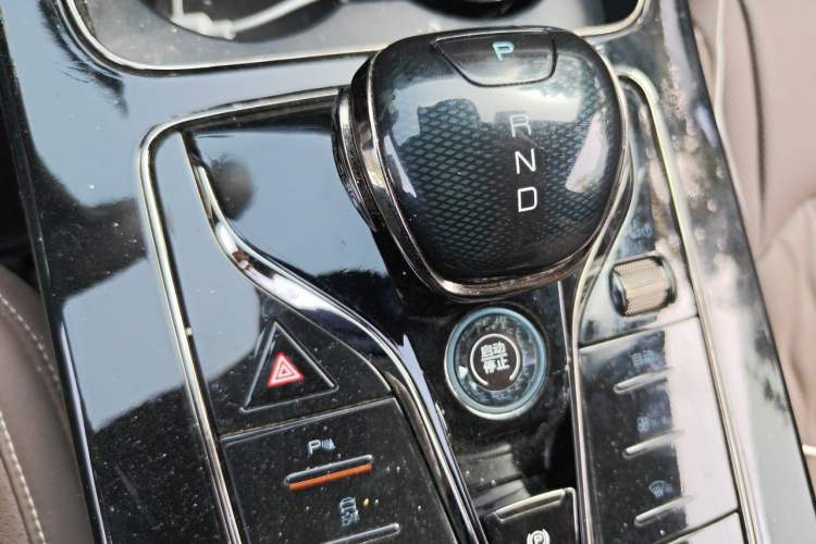 Used BYD Han 2023 DM-i Champion Edition 121KM Prestige Model Gear Lever