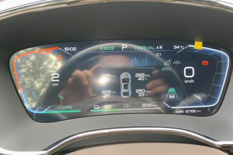 Used BYD Han 2023 EV Champion Edition 605KM Front-Drive Premium Model Instrument Cluster