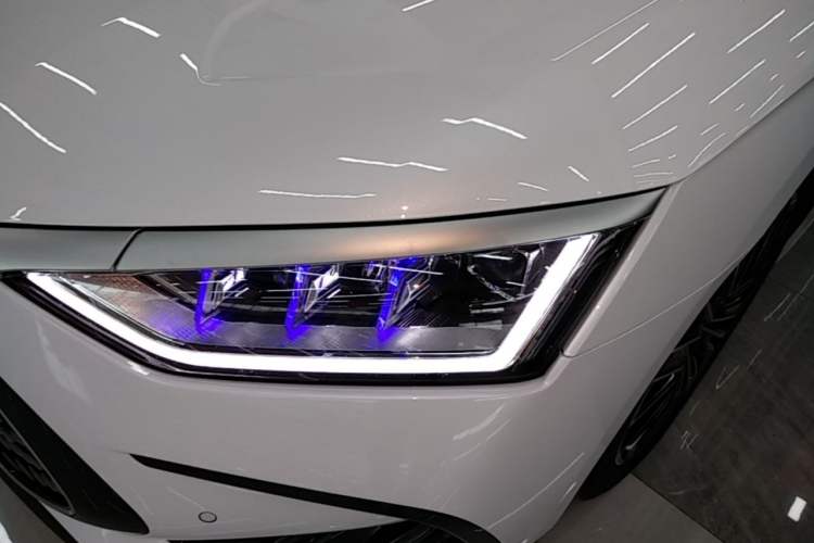 Used BYD Han 2023 DM-i Champion Edition 121KM Prestige Model Left Front Headlight