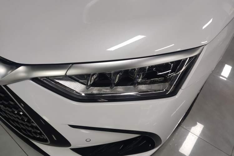 Used BYD Han 2023 DM-i Champion Edition 121KM Prestige Model Left Front Headlight