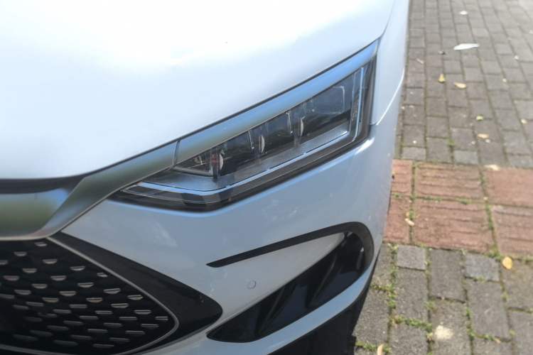 Used BYD Han 2023 DM-i Champion Edition 121KM Prestige Model Left Front Headlight