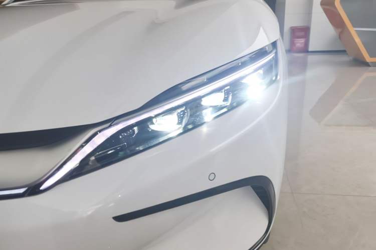 Used BYD Han 2023 EV Champion Edition 605KM Front-Drive Premium Model Left Front Headlight