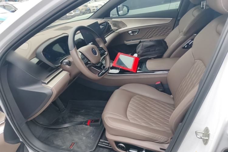 Used BYD Han 2023 EV Champion Edition 605KM Front-Drive Premium Model Left Front Seat