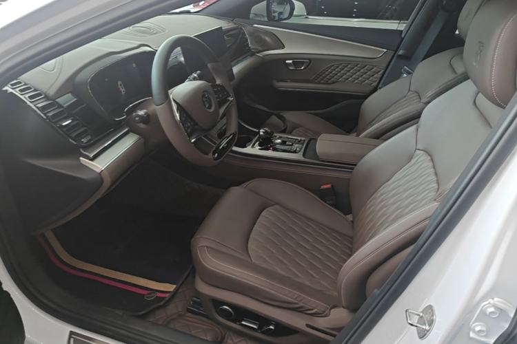 Used BYD Han 2023 DM-i Champion Edition 121KM Prestige Model Left Front Seat