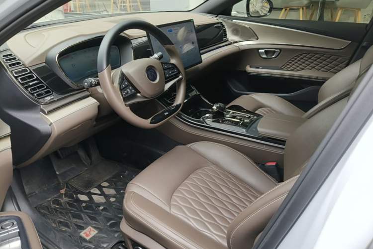 Used BYD Han 2023 EV Champion Edition 605KM Front-Drive Premium Model Left Front Seat