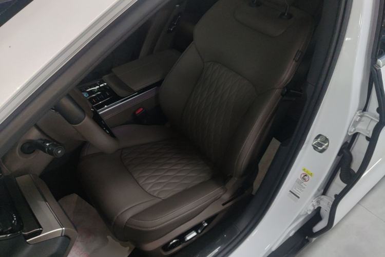 Used BYD Han 2023 DM-i Champion Edition 121KM Prestige Model Left Front Seat