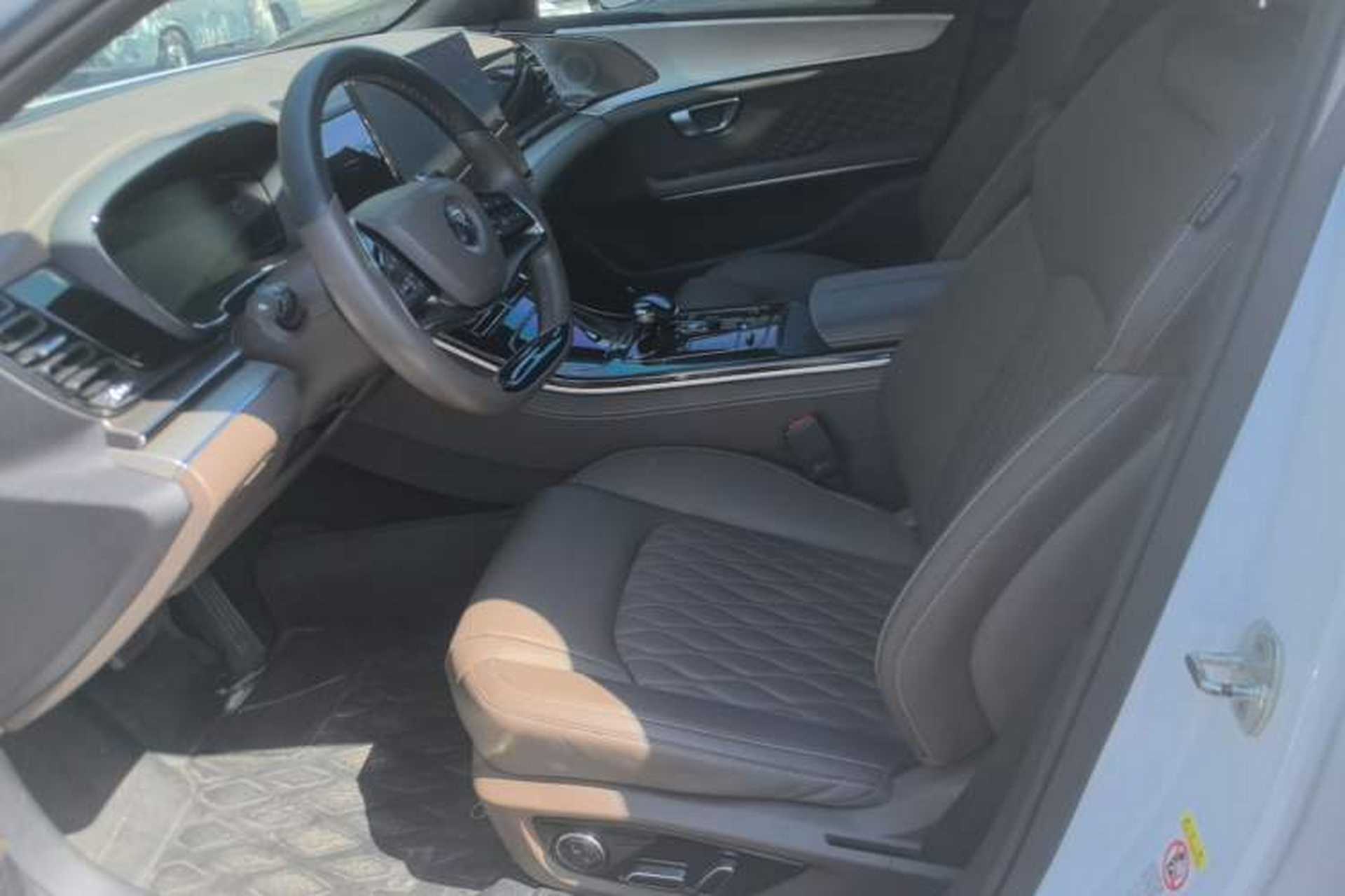 Used BYD Han 2023 DM-i Champion Edition 121KM Prestige Model Left Front Seat