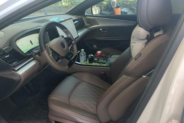 Used BYD Han 2023 DM-i Champion Edition 121KM Prestige Model Left Front Seat