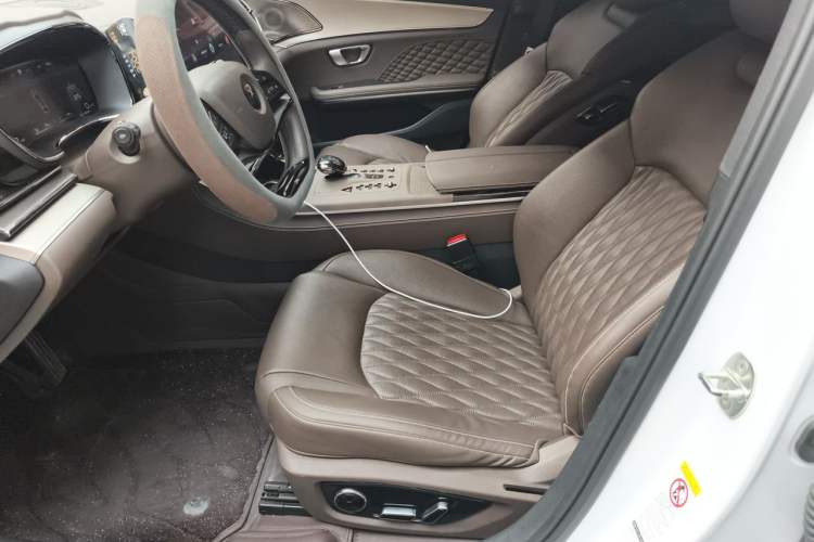 Used BYD Han 2023 DM-i Champion Edition 121KM Prestige Model Left Front Seat