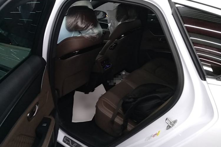 Used BYD Han 2023 DM-i Champion Edition 121KM Prestige Model Left Rear Seat
