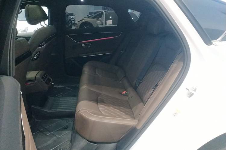 Used BYD Han 2023 DM-i Champion Edition 121KM Prestige Model Left Rear Seat