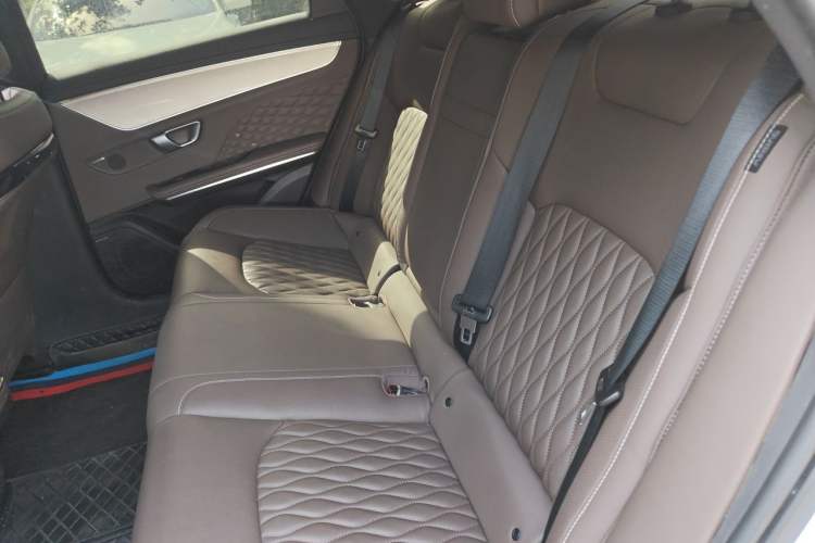 Used BYD Han 2023 DM-i Champion Edition 121KM Prestige Model Left Rear Seat