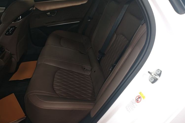 Used BYD Han 2023 EV Champion Edition 605KM Front-Drive Premium Model Left Rear Seat