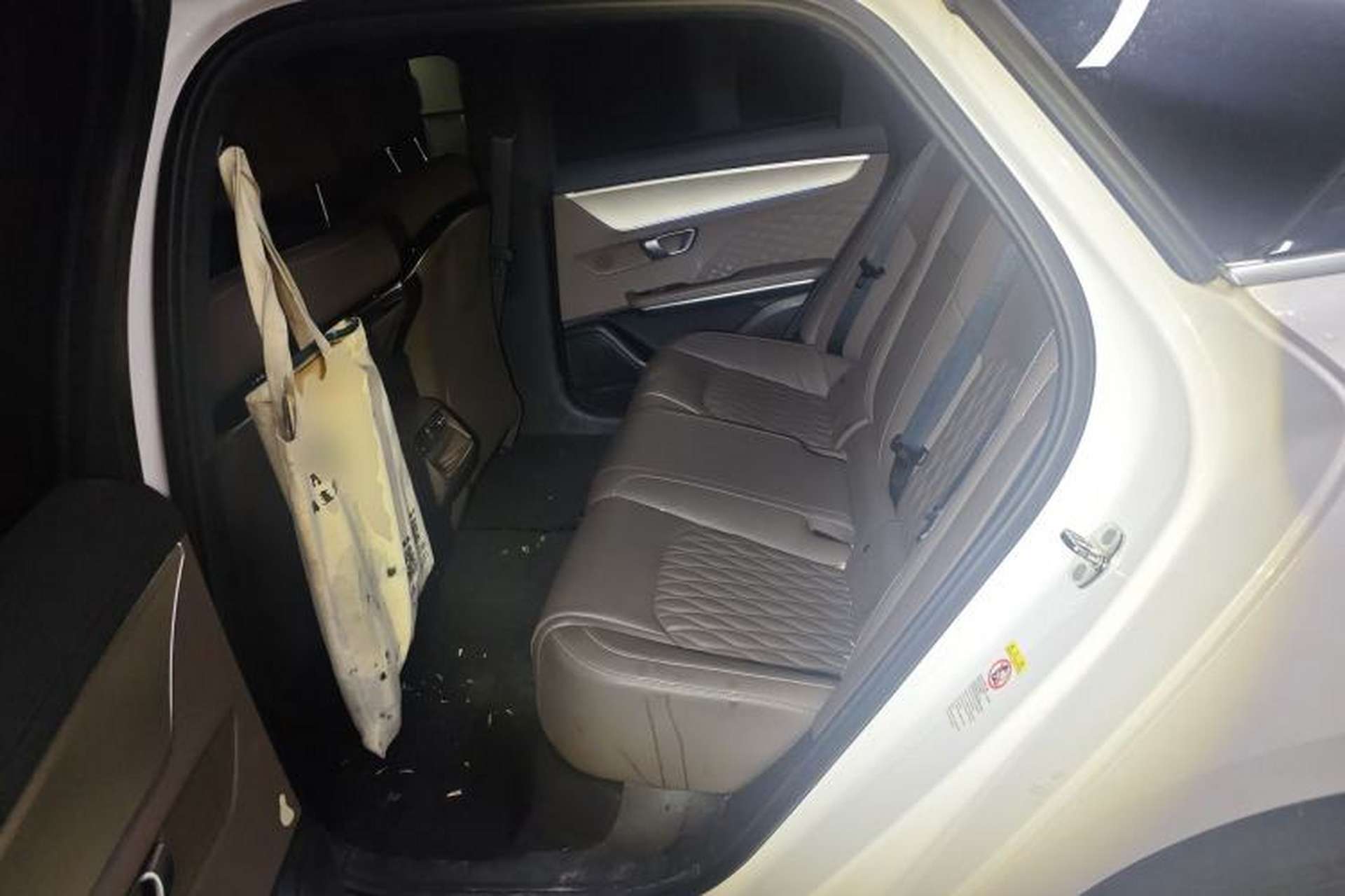 Used BYD Han 2023 EV Champion Edition 506KM Front-Wheel-Drive Premium Model Left Rear Seat