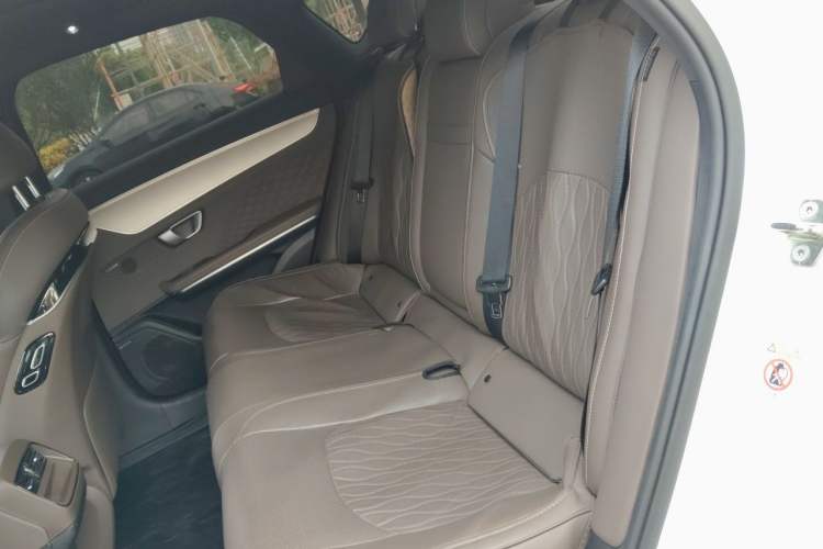 Used BYD Han 2023 EV Champion Edition 605KM Front-Drive Premium Model Left Rear Seat