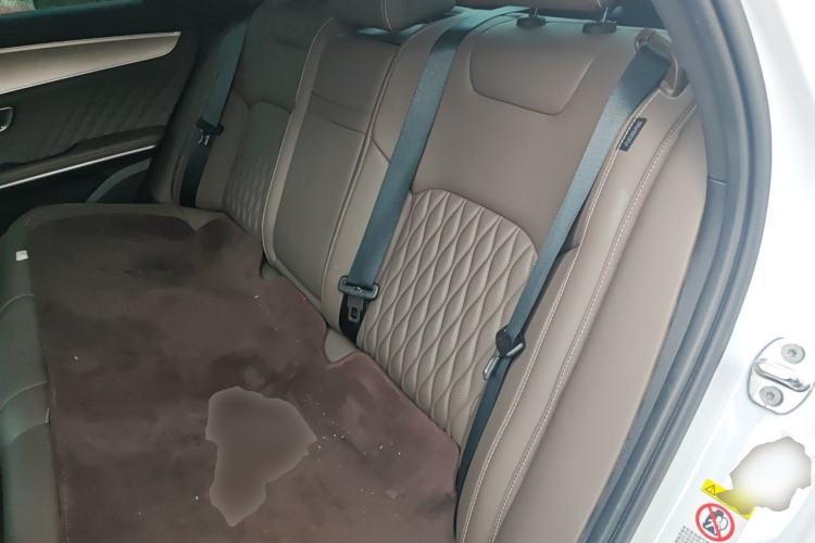 Used BYD Han 2023 EV Champion Edition 605KM Front-Drive Premium Model Left Rear Seat