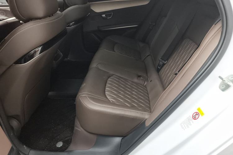 Used BYD Han 2023 DM-i Champion Edition 121KM Prestige Model Left Rear Seat