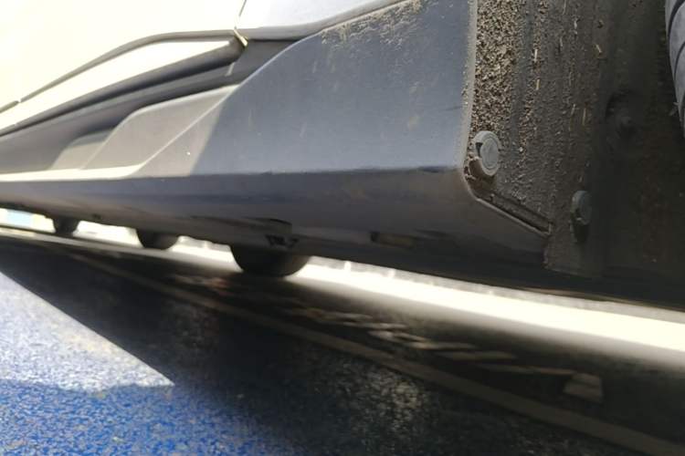 Used BYD Han 2023 EV Champion Edition 605KM Front-Drive Premium Model Left Side Sill