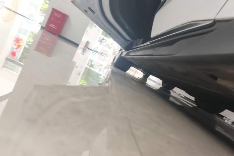 Used BYD Han 2023 EV Champion Edition 605KM Front-Drive Premium Model Left Side Sill