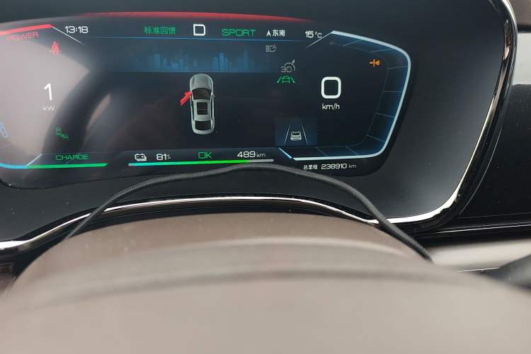 Used BYD Han 2023 EV Champion Edition 605KM Front-Drive Premium Model Odometer Close Up