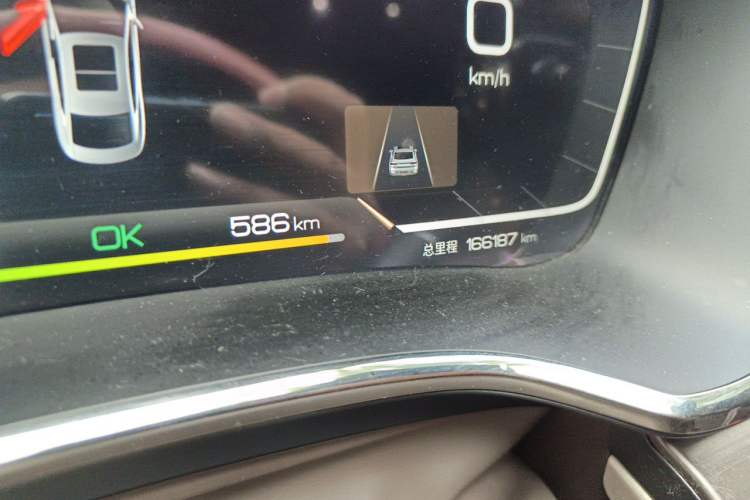 Used BYD Han 2023 EV Champion Edition 605KM Front-Drive Premium Model Odometer Close Up