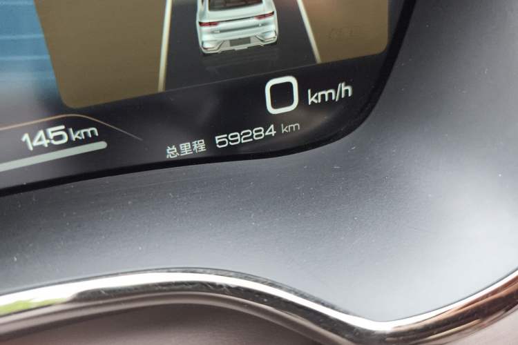 Used BYD Han 2023 DM-i Champion Edition 121KM Prestige Model Odometer Close Up