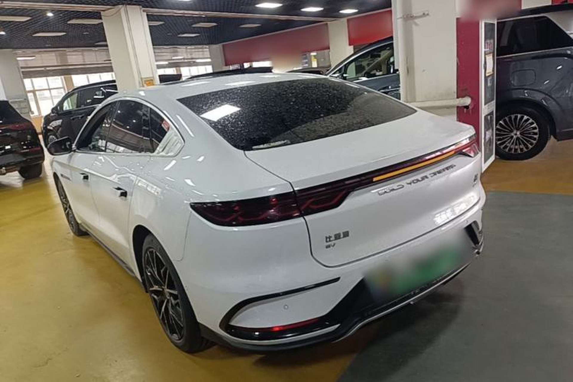Used BYD Han 2023 EV Champion Edition 610KM All-Wheel-Drive Flagship Model Rear Left 45 Deg