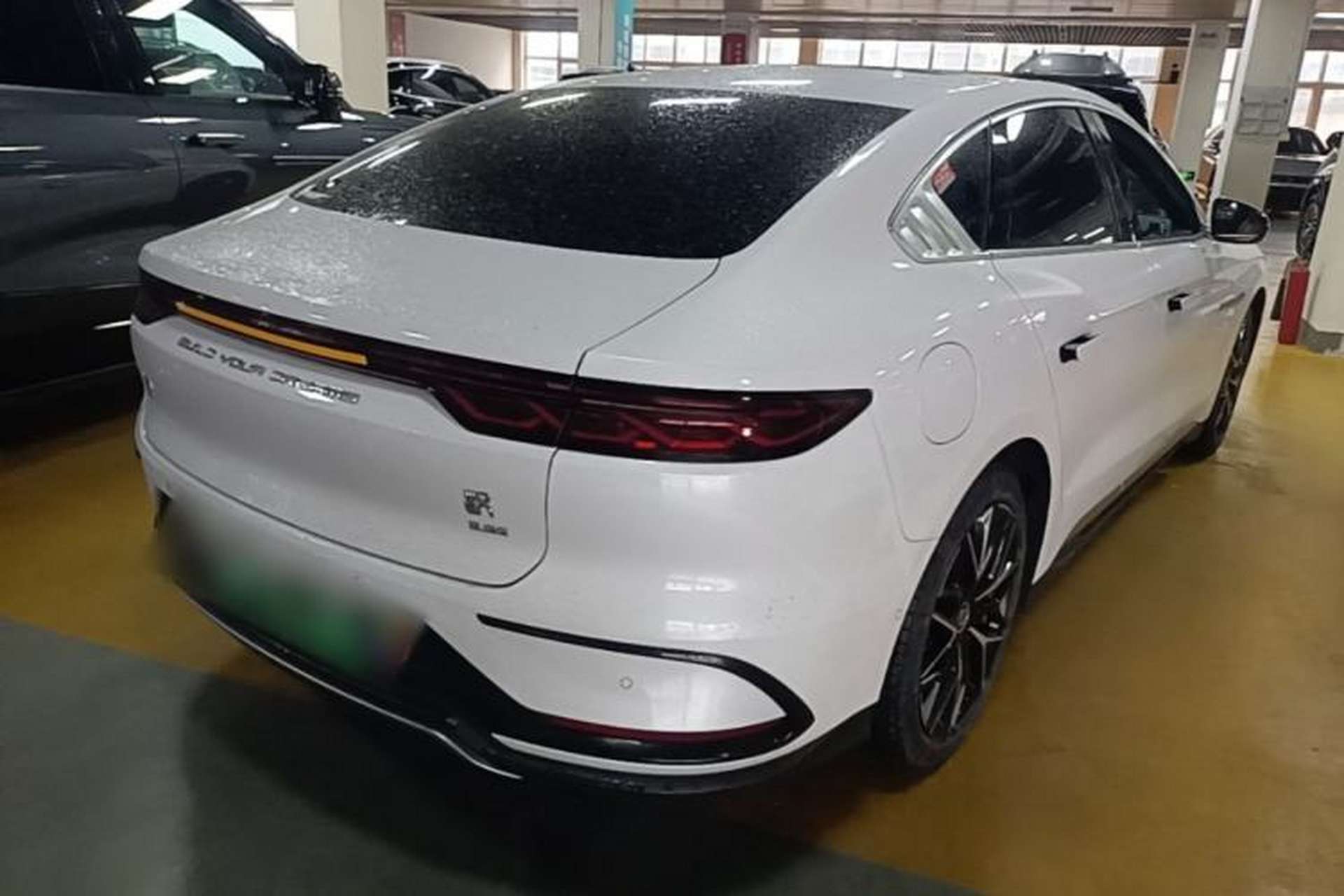 Used BYD Han 2023 EV Champion Edition 610KM All-Wheel-Drive Flagship Model Rear Right 45 Deg