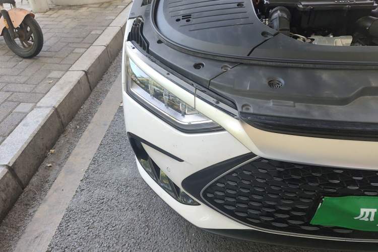 Used BYD Han 2023 DM-i Champion Edition 121KM Prestige Model Right Front Headlight