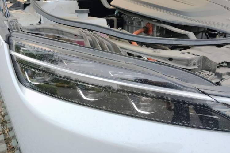Used BYD Han 2023 EV Champion Edition 605KM Front-Drive Premium Model Right Front Headlight