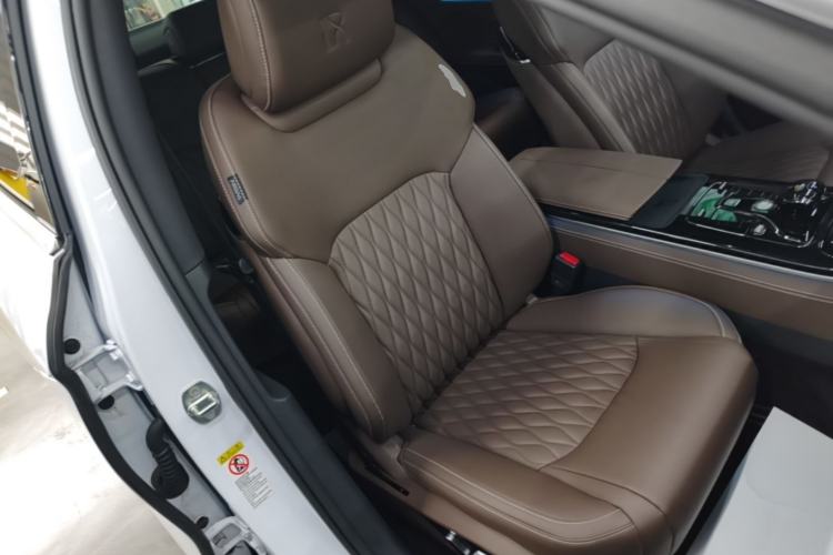 Used BYD Han 2023 DM-i Champion Edition 121KM Prestige Model Right Front Seat