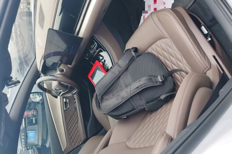 Used BYD Han 2023 EV Champion Edition 605KM Front-Drive Premium Model Right Front Seat