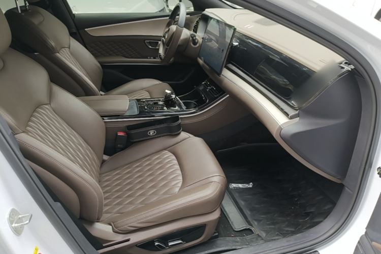 Used BYD Han 2023 EV Champion Edition 605KM Front-Drive Premium Model Right Front Seat