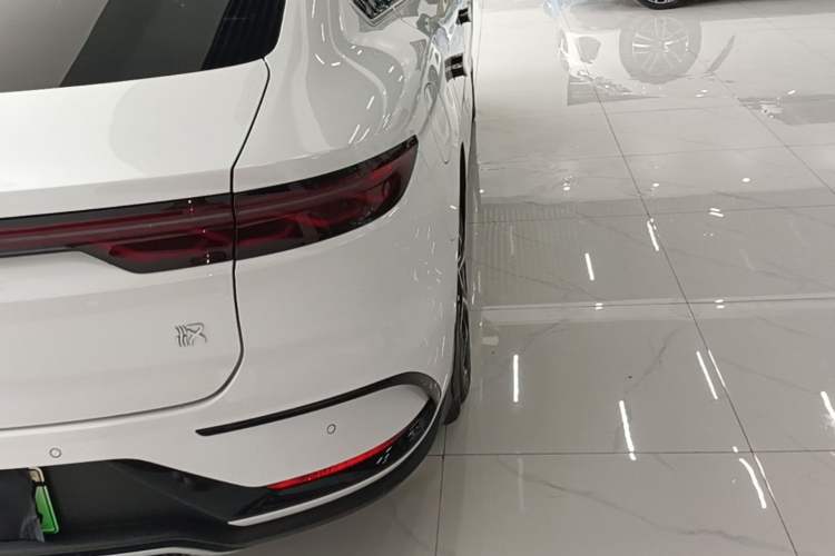 Used BYD Han 2023 EV Champion Edition 715KM Front-Drive Prestige Model Right Rear Taillight
