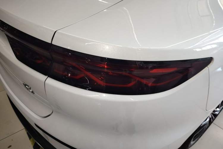 Used BYD Han 2023 DM-i Champion Edition 121KM Prestige Model Right Rear Taillight