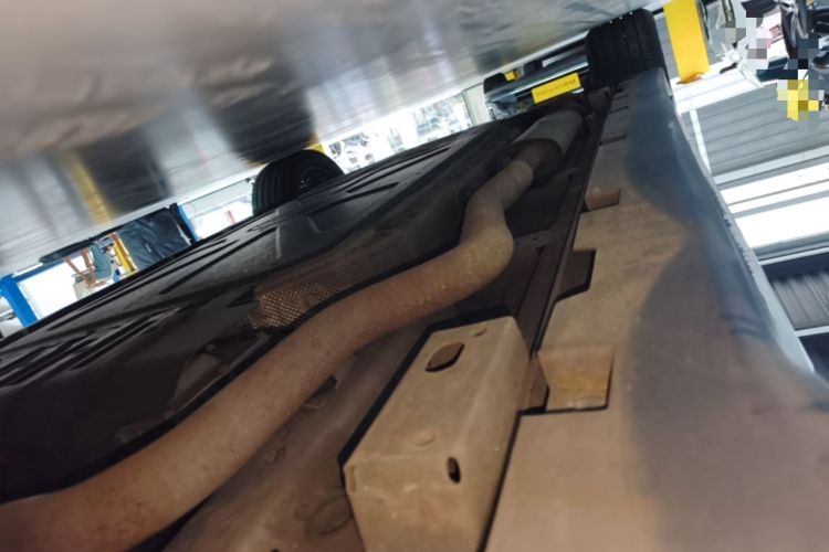 Used BYD Han 2023 DM-i Champion Edition 121KM Prestige Model Right Side Sill