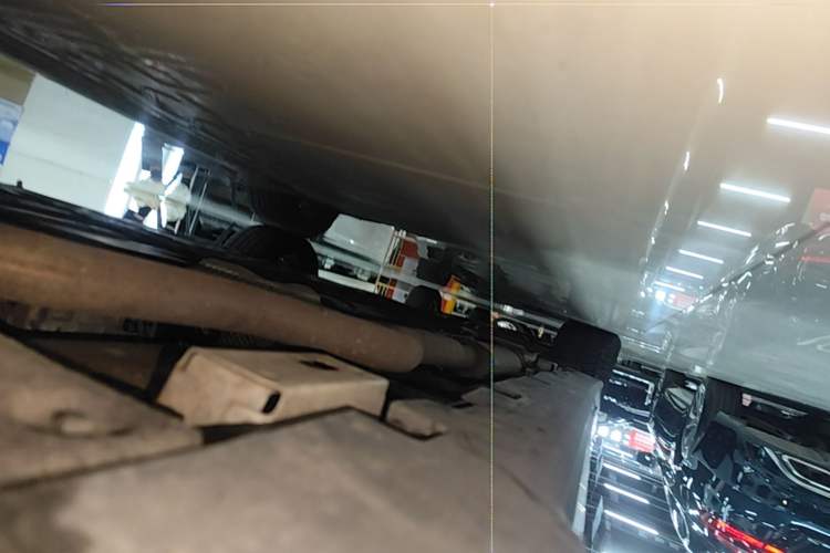 Used BYD Han 2023 DM-i Champion Edition 121KM Prestige Model Right Side Sill