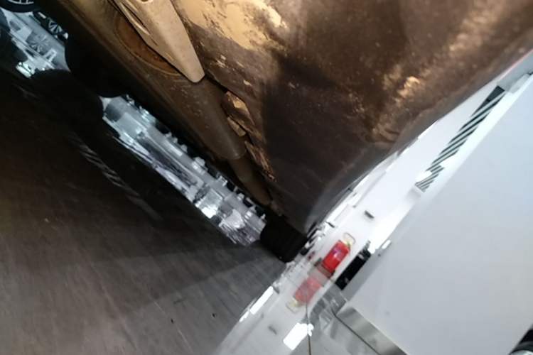 Used BYD Han 2023 DM-i Champion Edition 121KM Prestige Model Right Side Sill