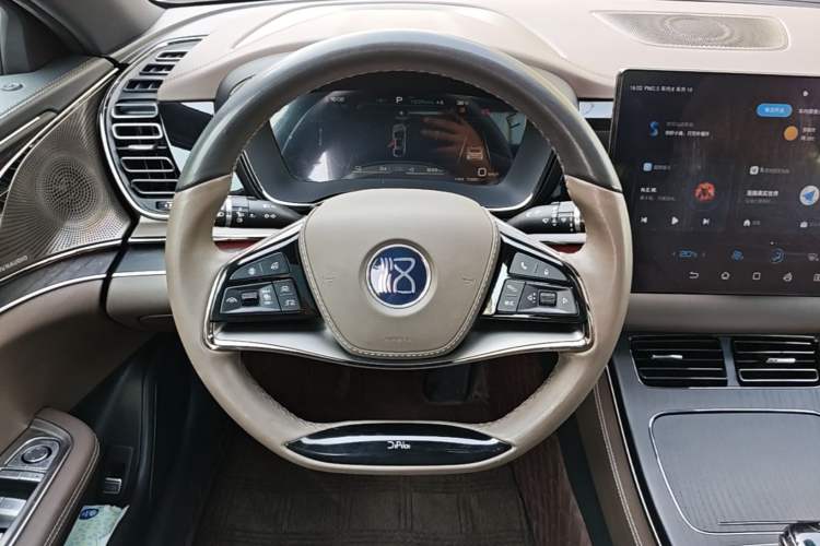 Used BYD Han 2023 DM-i Champion Edition 121KM Prestige Model Steering Wheel