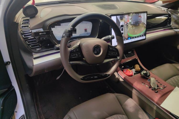 Used BYD Han 2023 DM-i Champion Edition 121KM Prestige Model Steering Wheel