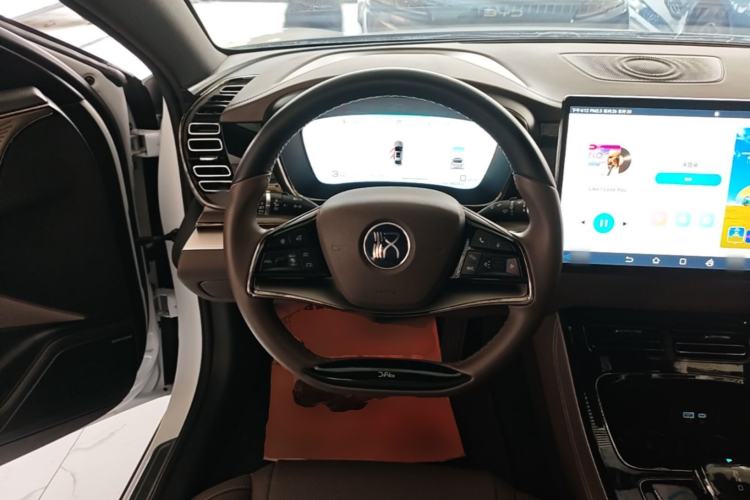 Used BYD Han 2023 EV Champion Edition 506KM Front-Wheel-Drive Premium Model Steering Wheel