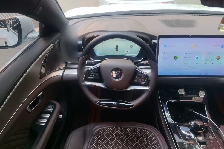 Used BYD Han 2023 DM-i Champion Edition 121KM Prestige Model Steering Wheel