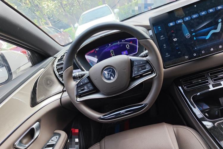 Used BYD Han 2023 DM-i Champion Edition 121KM Prestige Model Steering Wheel
