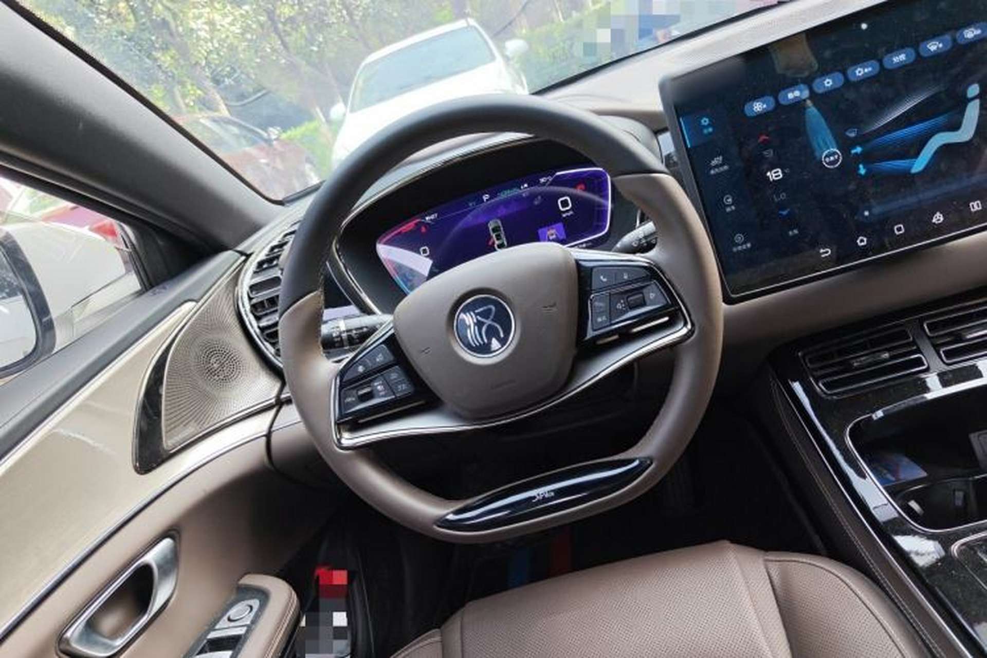 Used BYD Han 2023 DM-i Champion Edition 121KM Prestige Model Steering Wheel