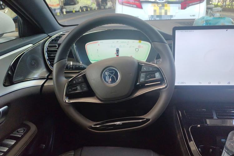Used BYD Han 2023 DM-i Champion Edition 121KM Prestige Model Steering Wheel