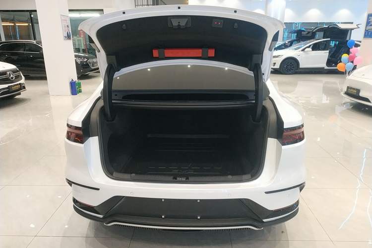 Used BYD Han 2023 DM-i Champion Edition 121KM Prestige Model Trunk