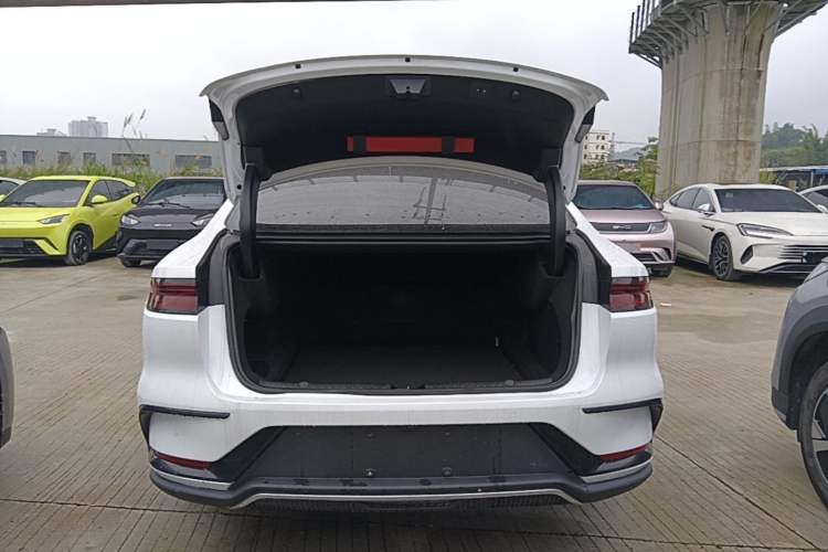 Used BYD Han 2023 DM-i Champion Edition 121KM Prestige Model Trunk