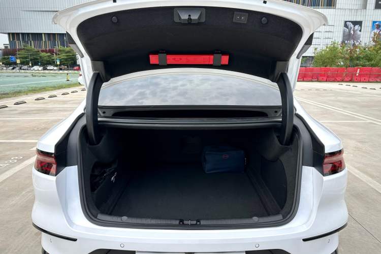 Used BYD Han 2023 DM-i Champion Edition 121KM Prestige Model Trunk